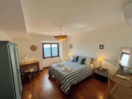 Magnifico Edificio Storico Affacciato Sull'arcipelago Toscano!