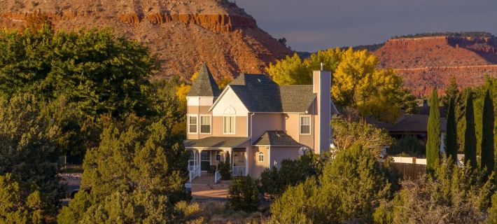 Kanab Paradise House with 2 King Beds Close to Hiking Trails Hotels in Kanab