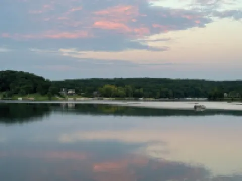 Lakefront Studio Condo