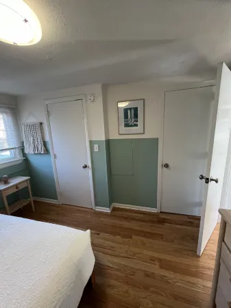 Beachy retreat! Отели в г. Олд-Орчард-Бич