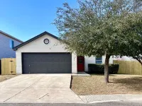 Home 7 Min to Lackland AFB & Close to SeaWorld Hotels near USAF Airman Heritage Training Complex, JBSA-Lackland, TX