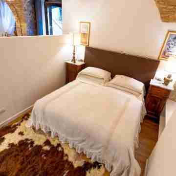 Saint Francis Studio Apartment Rooms