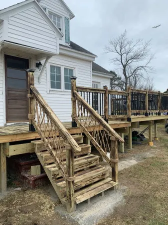 IDLE HOUR, a tranquil 3 bedroom 1.5 bath cottage WITH DOCK