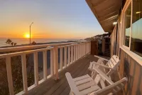 Ocean/Beach Front 🏖🌊w/ Sweeping Oceanviews🌅🐳🪂