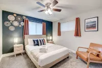 Arvada Oasis + New Hot Tub Sleeps up to 16 with 6 Cozy Beds!!