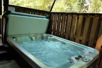 Romantic Couple's Mountain Getaway!