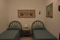 House with garden - Heated Hotels in Costa Rei