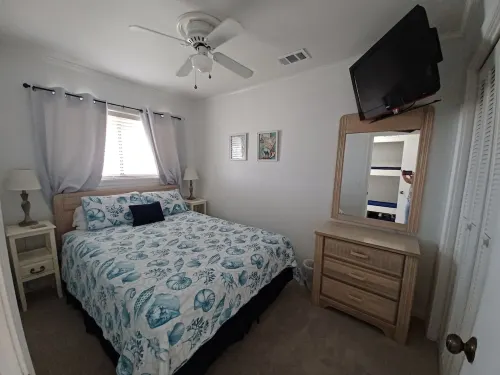 OCEANFRONT 1 BR  Isle of Palms Sea Cabin Condo-  Breathtaking 3rd Floor Views