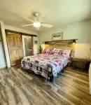 In the beautiful town of Wapiti Wy, only 32 miles from E gate of Yellow stone