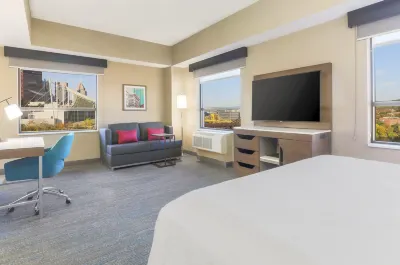 Hampton Inn & Suites Pittsburgh-Downtown