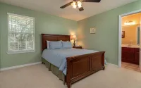 Fully Furnished Executive Rental w/Florida Room