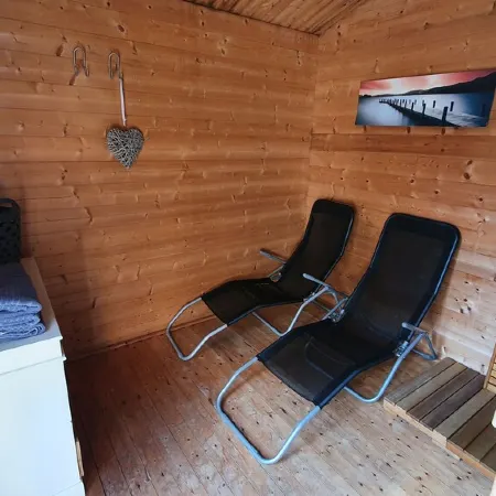Comfortable Vacation Home with Sauna in Neßmersiel 1 Min. to the Indoor Playground