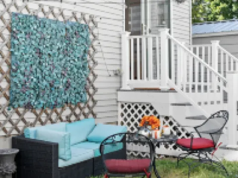 Luxury large house minutes to Cambridge and Boston Hotels in Watertown