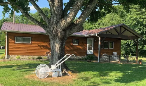 Wagon Wheel Retreat, Pulaski, TN 3 Bedroom Home in the Country. 20% Off/Weekly