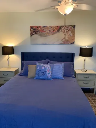 Surfer's Sunrise Suite Отели рядом с достопримечательностью «Sugar Mill Country Club»