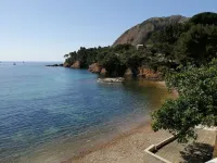Joli T2 Meublé Bord de mer vue Magnifique Baie de la Ciotat
