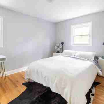 Chapel Hill Nature Retreat with Room for the Entire Family Rooms