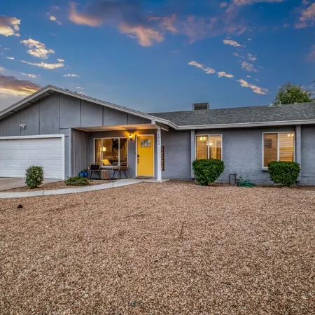 Your Home Away from Home: Pool, Games, Hot Tub, Mini-Golf, BBQ, Luxury Home