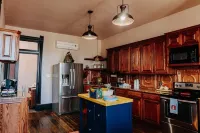 Spacious and Elegant Condo in Downtown Hillsboro