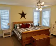 Chesapeake Waterfront- 7bd/5ba, Beach, Pool, Pets, Dock