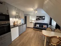 Thonon apartment very close to the center of Spa with private parking Hotels in Thonon-les-Bains