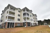Lake & Pool View in the Heart of Myrtle Beach, SC-Magnolia Pointe-Myrtlewood
