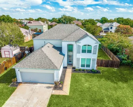 Relax Near Little Elm & Lake Lewisville – Pool, Spa, Game Room & 2 King Beds! Hotels in Corinth