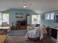 Lake Ontario - 1 Bedroom  Between Rochester and Niagara Falls