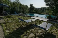 Farmhouse in the greenery of the Tuscany countryside with private pool and view