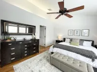 Spectacular Views & Serene Surroundings: Your Perfect Getaway