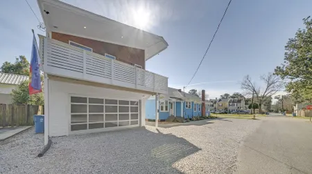 Freetown Flat - Beautiful, Unique, Central!