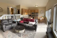 Mountain Views, Adjacent to White River National Forest, Renovated Ski Condo