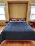 Sunny Studio Cottage steps away from the shores of Lake Huron in Greenbush, MI Hotel dekat Harrisville State Park
