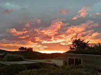 Lac du Salagou : Gîte 32 m2 - vue Exceptionnelle Hotels in Liausson