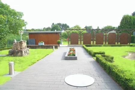 Central, quiet, vacation ambience, near Cologne Trade Fair & Mediterana Отели в г. Бергиш-Гладбах