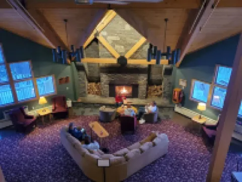 ESCAPE TO THE PERFECT WHITE MOUNTAIN LOCATION - Cozy Condo @ Lincoln Station 林肯酒店