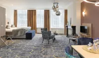 Boutique Hotel Jeroen Hotels in Гертоґенбос