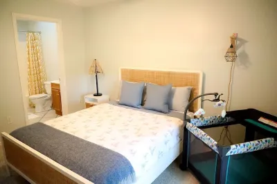 Blue Haven Cottage - New Buffalo Beach, Near Wineries & Breweries