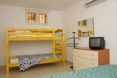 Casa Cristina - Convenient, functional and comfortable house Hotels near Spiaggia 1 - Oasi Biderosa