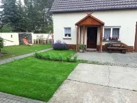 Vacation apartment in the Spreewald, own boat trip and canoes from the Ragow natural harbor