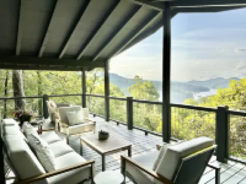 "The Nut House" Long Range Views & 5 Minutes to Cashiers Crossroads Hotels in Hamburg