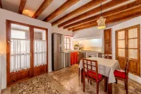 HOUSE WITH CHARM AND PARKING IN THE CENTER OF ARTÁ, SMALL POOL AND SOLARIUM
