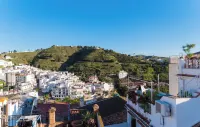 La Montsiña, Cozy Mediterranean Style House.