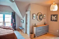 SevenTwenty: Hot Tub under the Stars - Appleton’s Coolest Cozy Stay