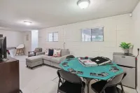 Montana Grove - Pool / Game Room / Boat Parking / Space for large groups
