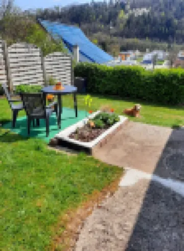 Großzügige 2-zimmer Wohnung mit Eigenem Garten 蘇爾茨酒店