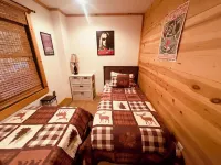 Private & Quaint Cabin in Mercer.  Close To Town With Many Northwoods Amenities.