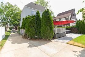 17 Mins from UBS Arena /Hot tub/Game Room/King Bed