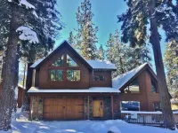 Family Friendly-Great Location-Prestigious Neighborhood-AC-10 Min to Skiing