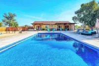 Villa in Wine Country, King Beds & Jacuzzi Hotels near 7-Eleven